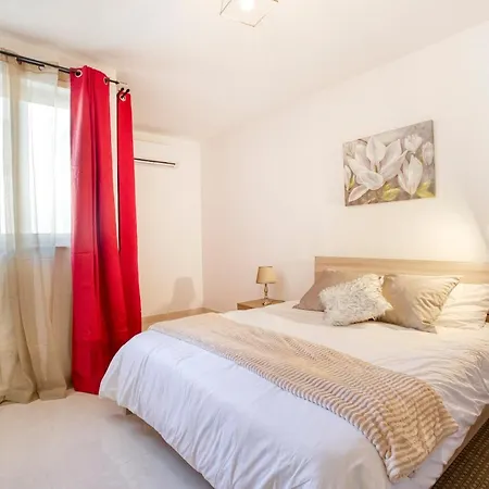 Charming 2br W/large Living Area Off The Promenade By 360 Estates Gzira