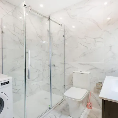 Charming 2br W/large Living Area Off The Promenade By 360 Estates Gzira